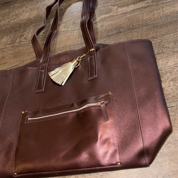 Bath and Body Works Tote - Picture 3 of 6